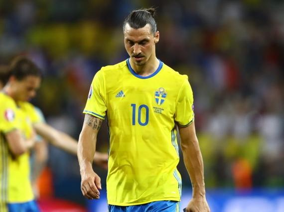 日本轻取比利时,伊布扛起全队 日本轻取比利时,伊布扛起全队