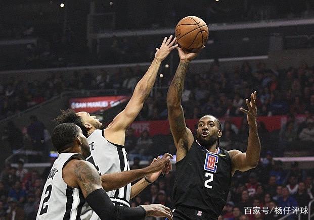 青岛队险胜马刺，伦纳德刷新纪录